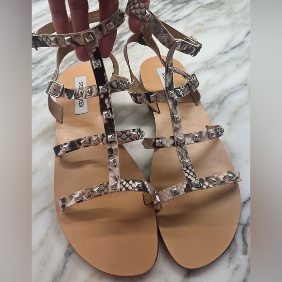 STEVE Madden Beyond Ankle Strap Sandals - Picture 10 of 10